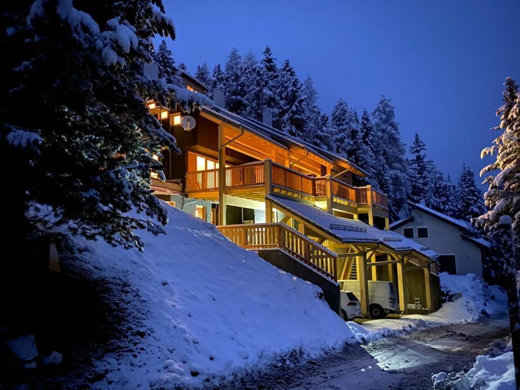 Auszeit Ferienhaus für 6 Personen ,mit großer Terrasse und Panoramablick, Turracher Höhe -A1 Haus 436 a links- Exterior foto