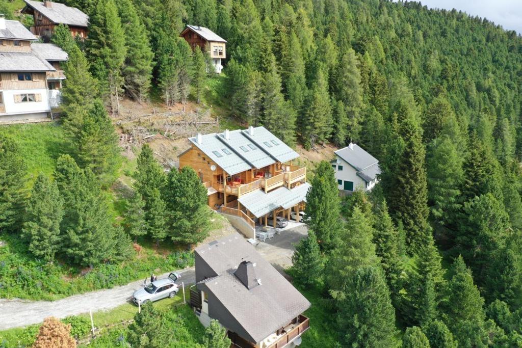 Auszeit Ferienhaus für 6 Personen ,mit großer Terrasse und Panoramablick, Turracher Höhe -A1 Haus 436 a links- Exterior foto